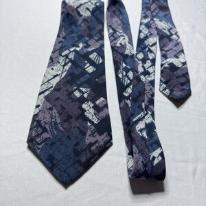 Bormio 100% Silk Mens Neck Tie Hand Made in Italy Purple Geometric